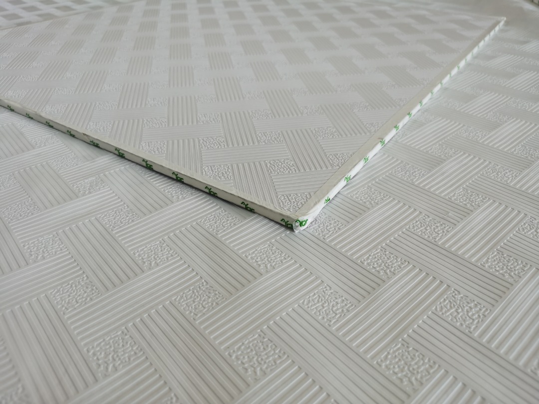 Плита потолочная “XELLMA BIO” 1200х1200х7 мм Сатурн